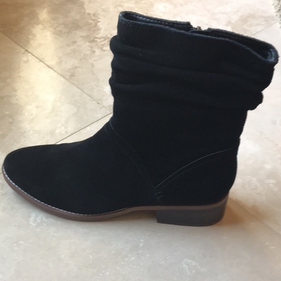 8.5 EUC Blk Lucca suede boots - Picture 5 of 12